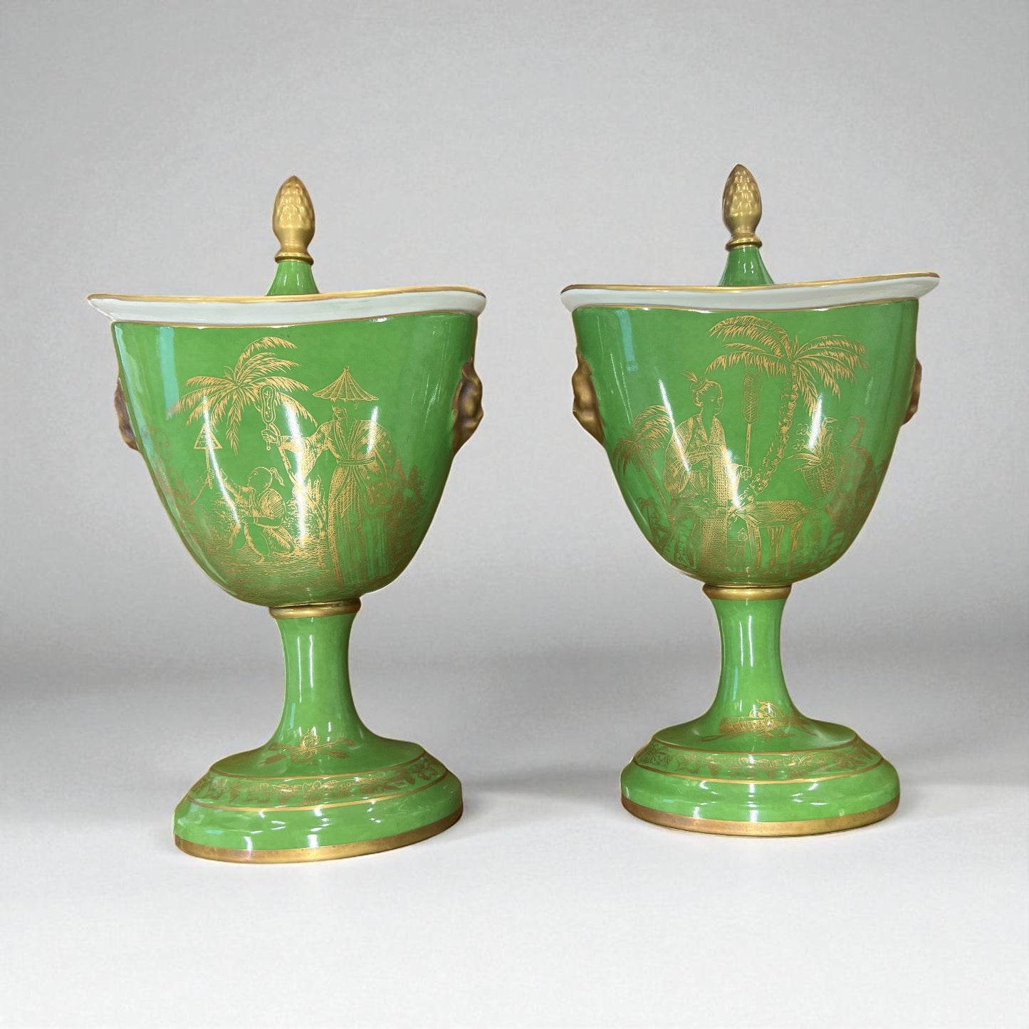 Italian Gold on Green Lidded Cachepot