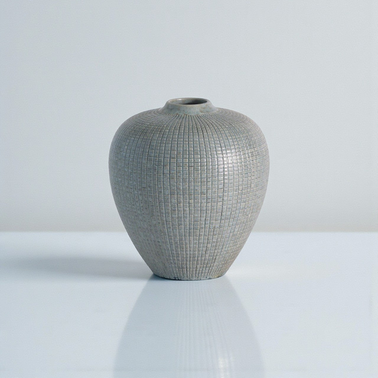 Mini Check Bulbous Vase - Reactive Silver Blue